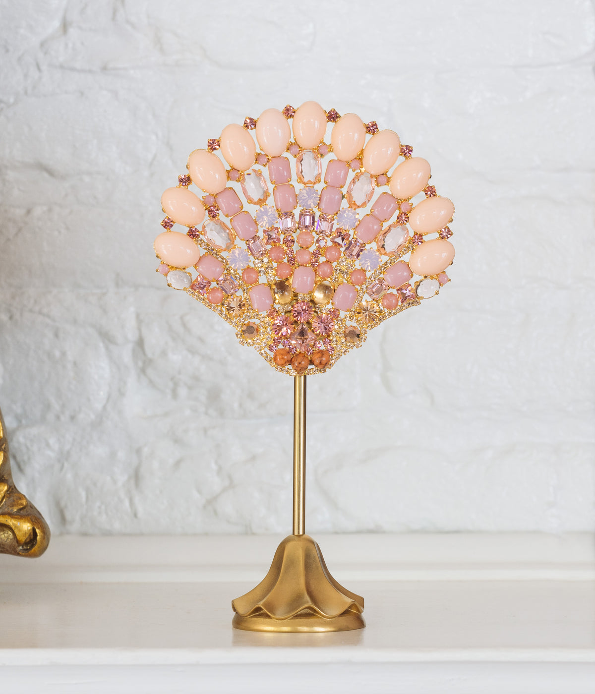Medium Scallop Shell Specimen in Blush Pink - Loren Hope