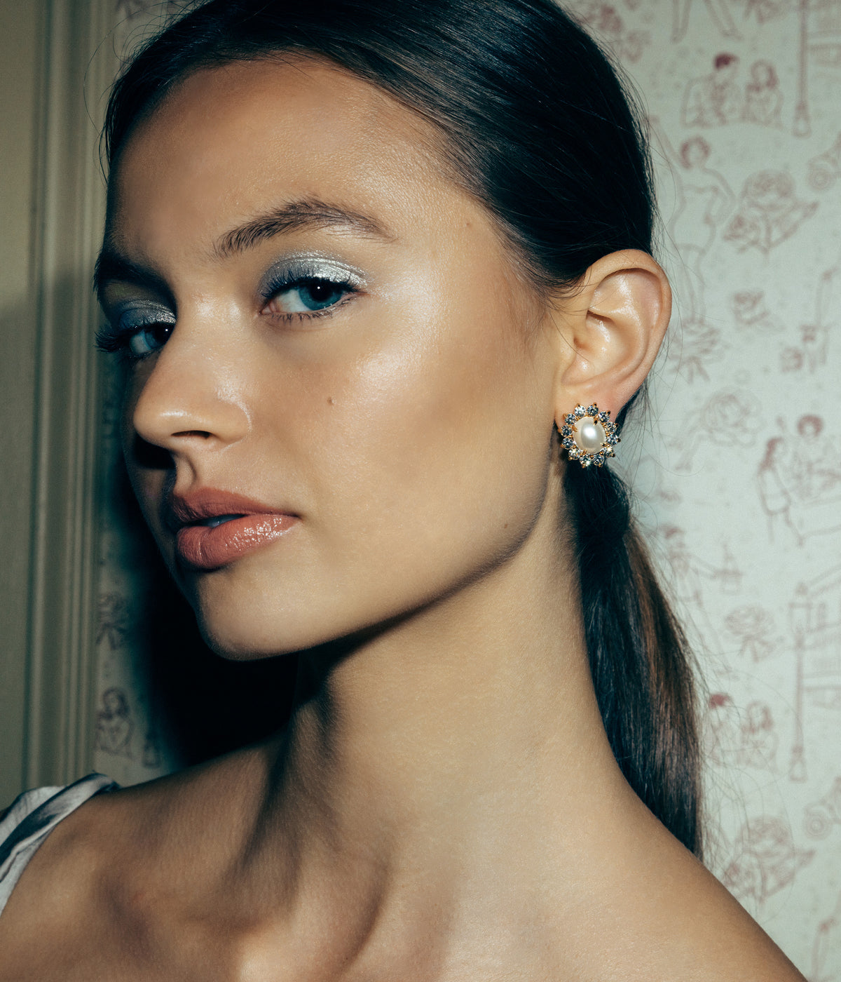Georgie Stud Earrings in Pearl - Loren Hope