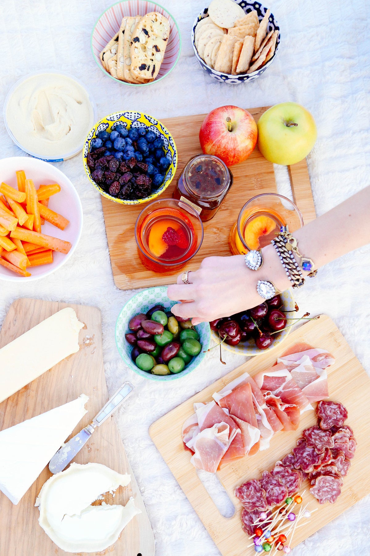 An evening in Newport: Picnicking with Jess Kirby at “Dior & I” with Newport Film