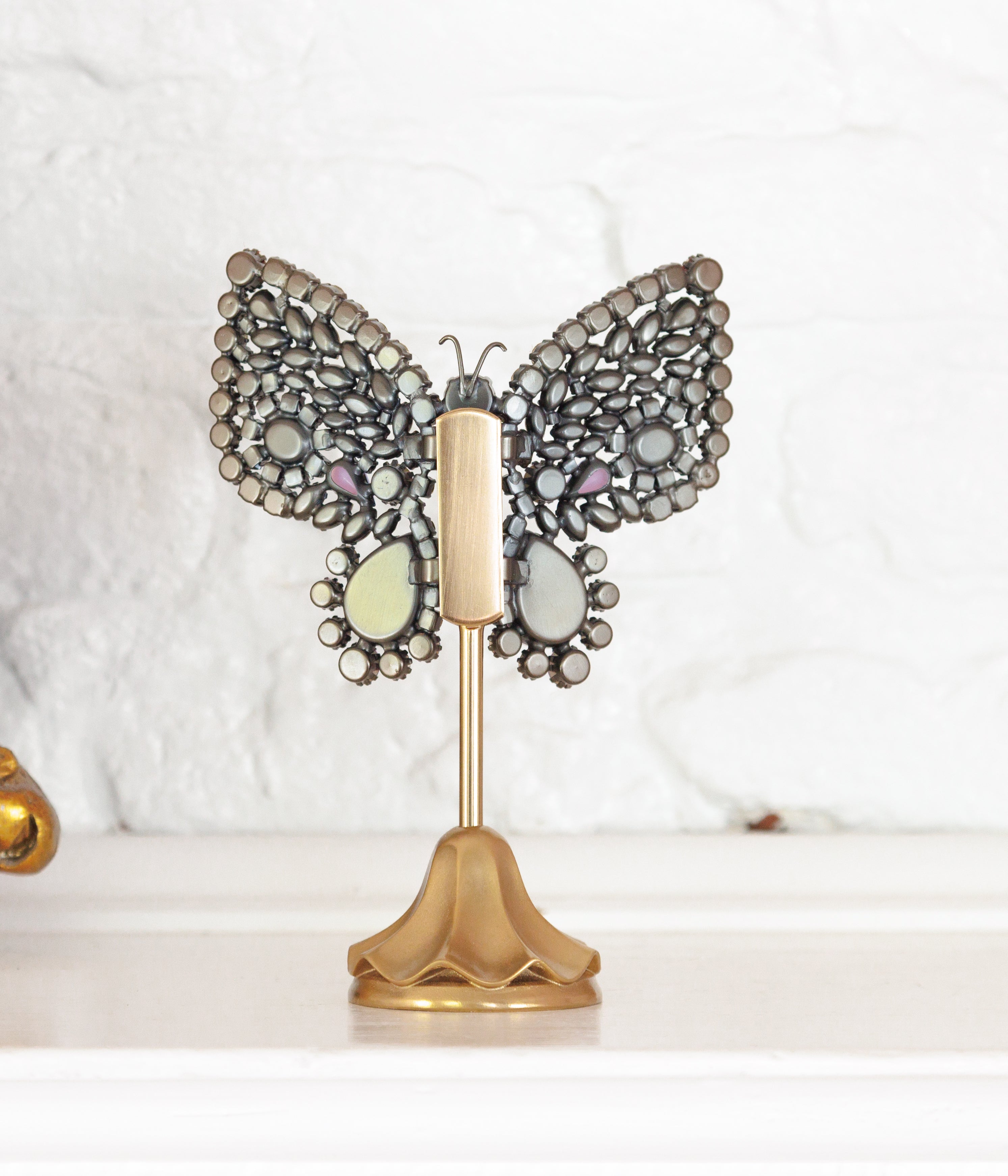 Small Empress Butterfly in Rose / Crystal / Carnelian - Loren Hope