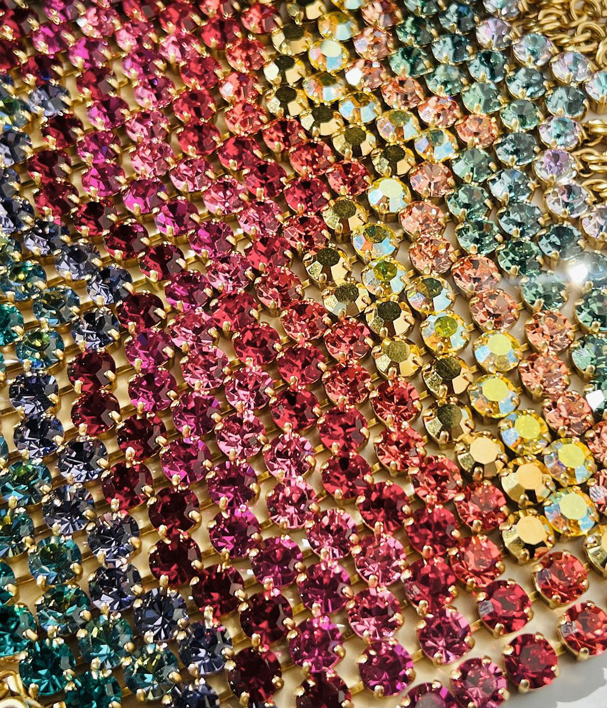 Arista Slider Necklace in Cosmic Ombré - Loren Hope