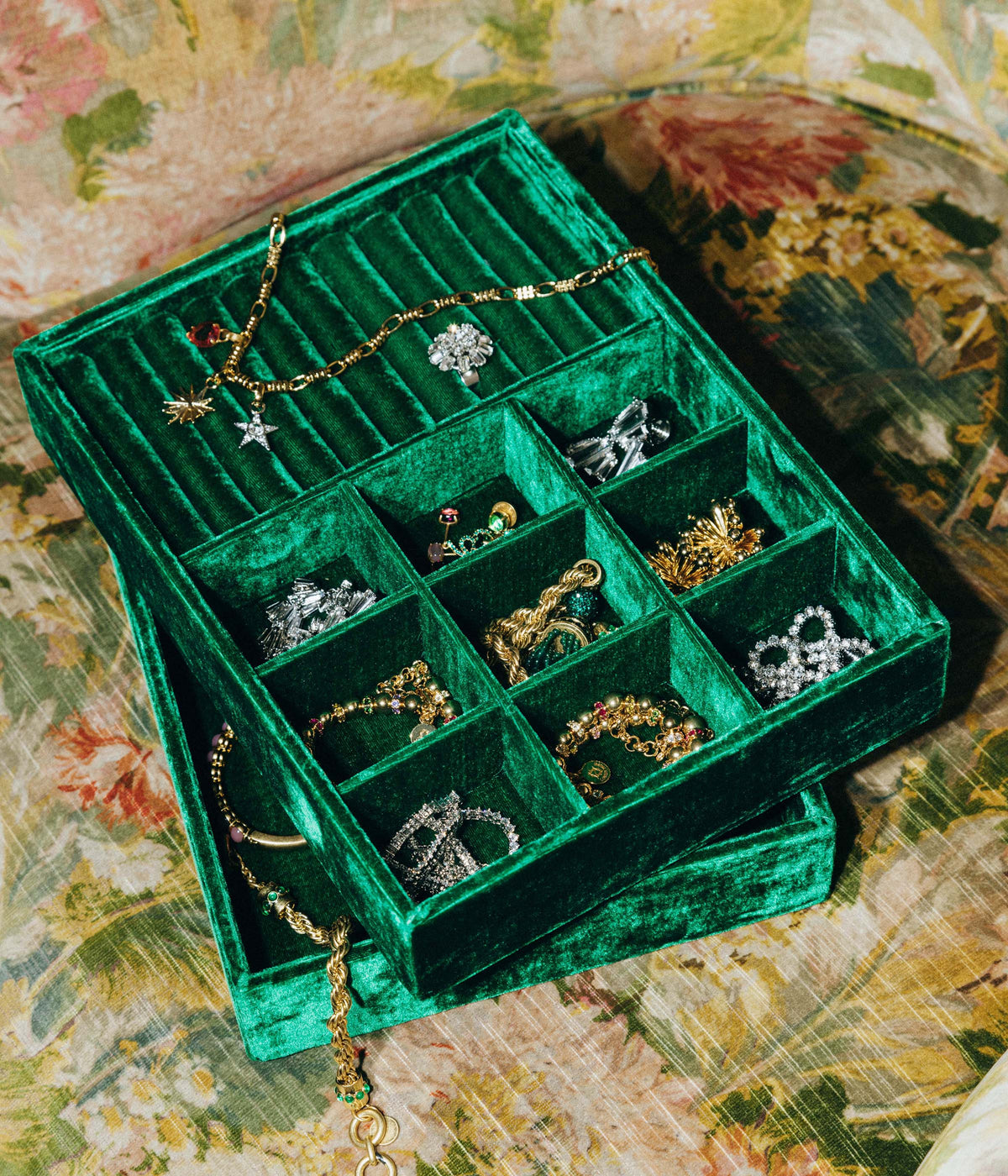 Stackable Silk Velvet Jewelry Tray in Emerald - Loren Hope